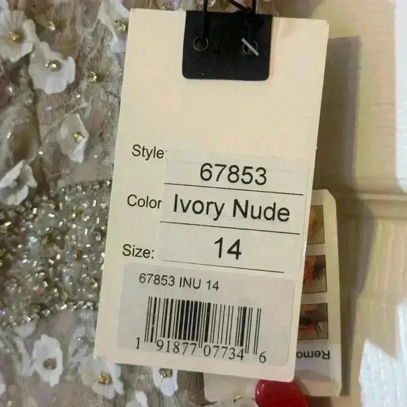 Mac Duggal Beaded Floral Appliqué Midi Sheath Dress Size 14 NWT Style 67853 - Picture 6 of 8